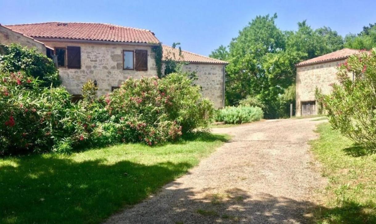 Chez Sophie -Chambres D'Hotes, Gite Et Gite Equestre Clermont-Dessous Exterior photo