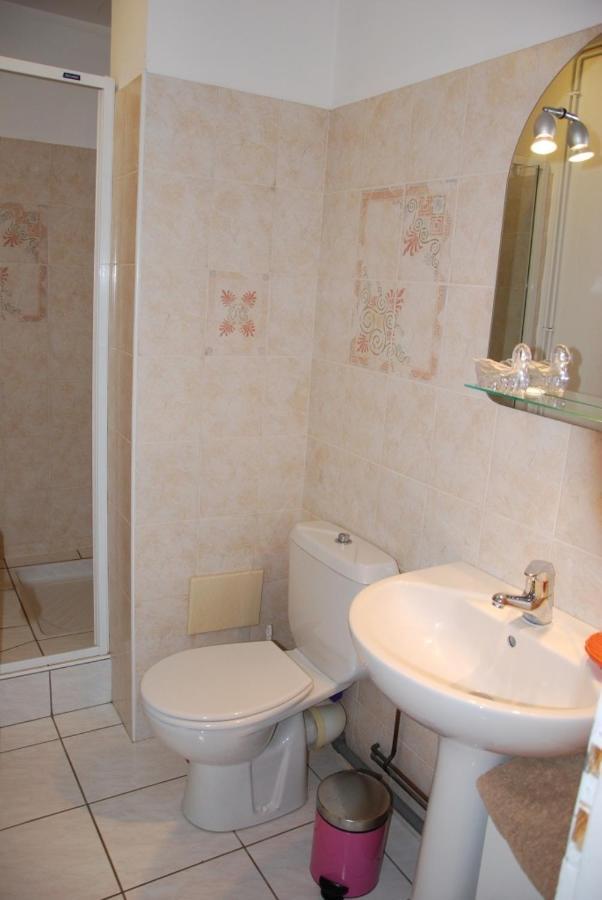 Chez Sophie -Chambres D'Hotes, Gite Et Gite Equestre Clermont-Dessous Exterior photo